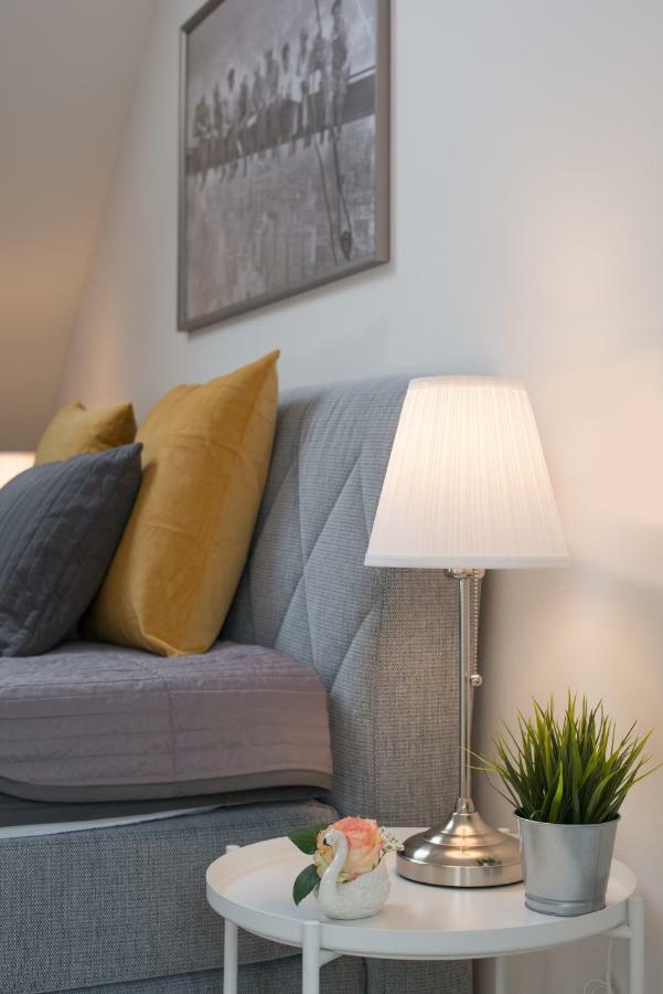 Maisonette Apartment Am Bahnhof - Adults Only Innsbruck Exterior photo