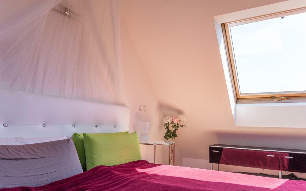 Maisonette Apartment Am Bahnhof - Adults Only Innsbruck Exterior photo